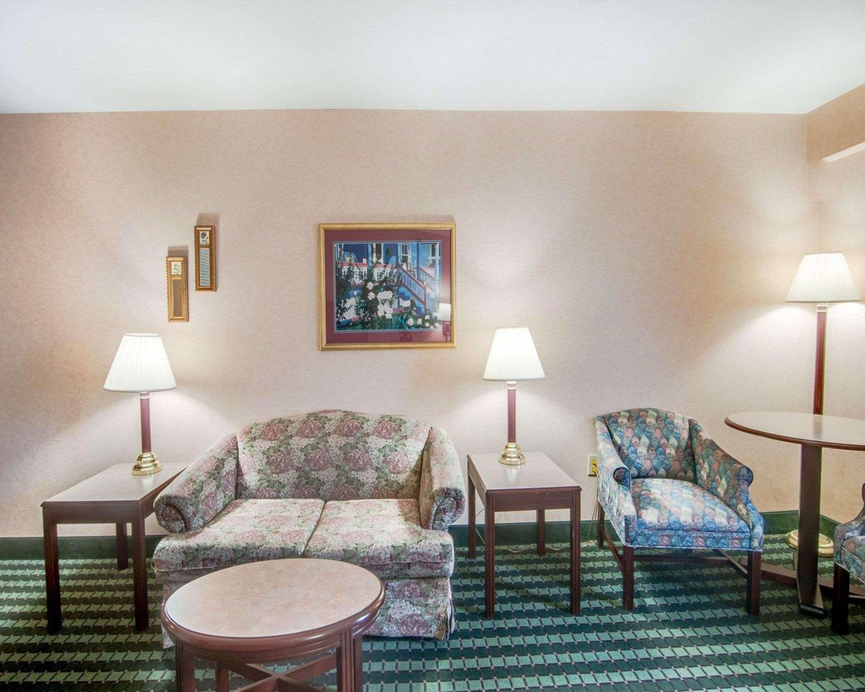 Comfort Inn Airport Roanoke Exterior foto