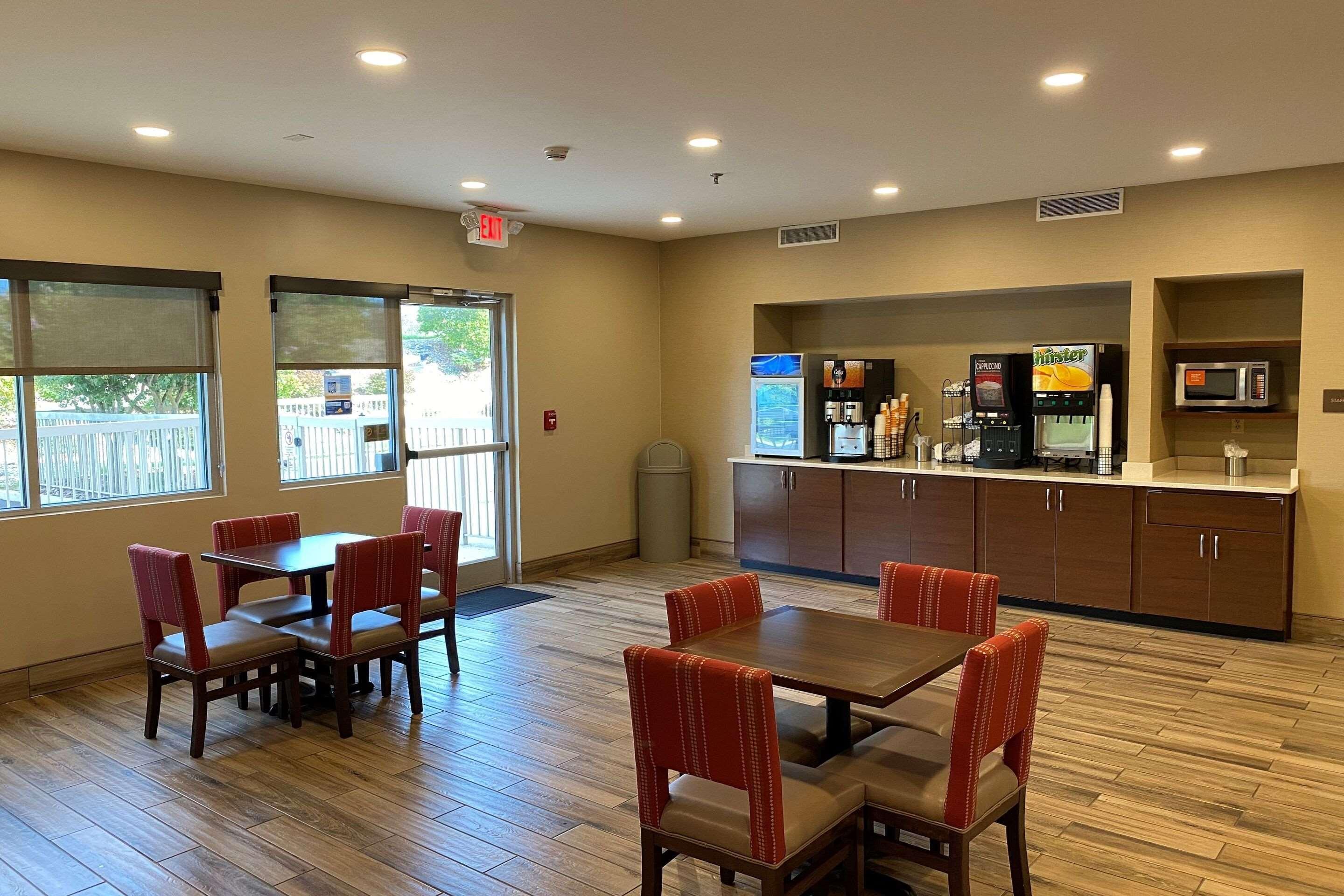 Comfort Inn Airport Roanoke Exterior foto