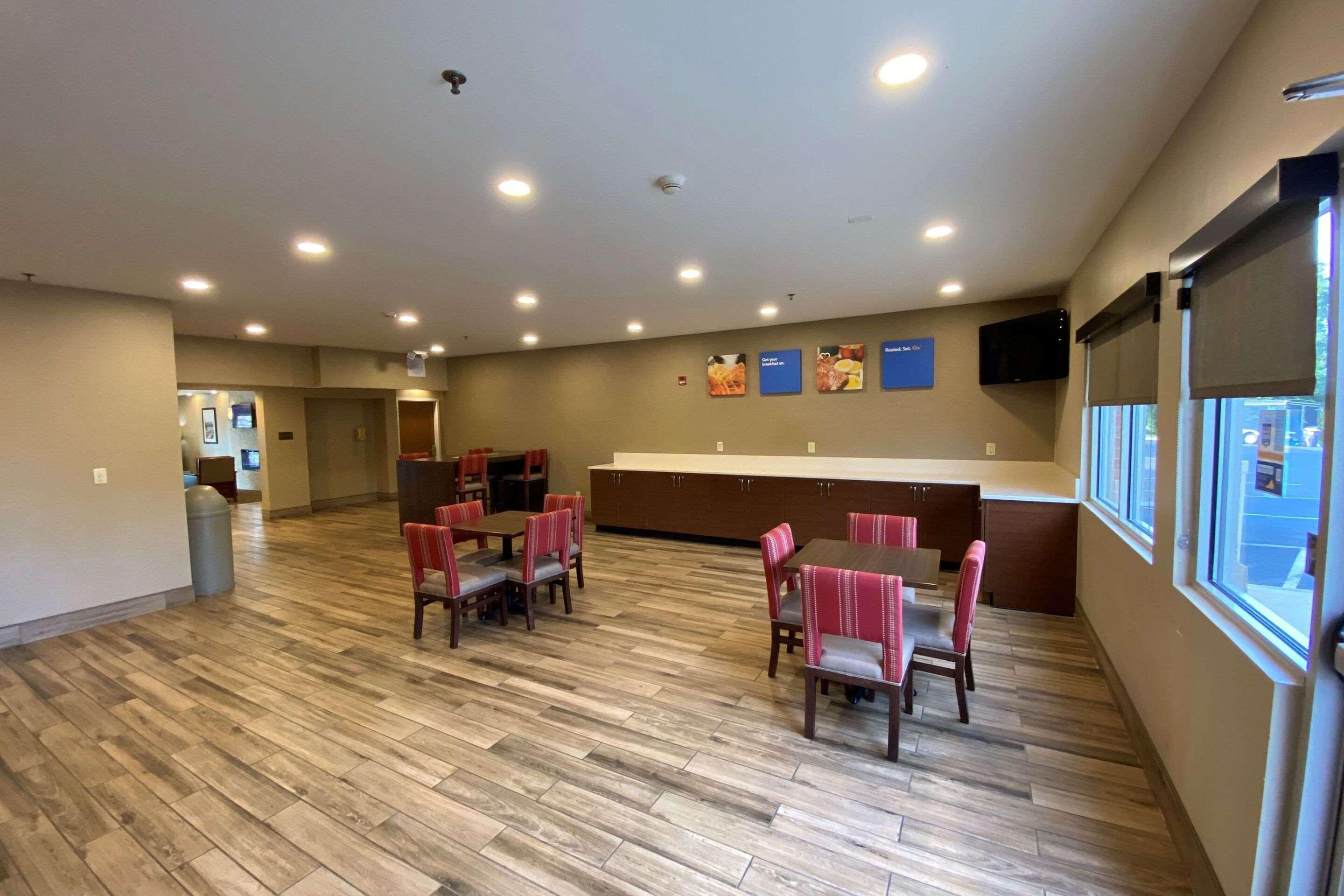 Comfort Inn Airport Roanoke Exterior foto
